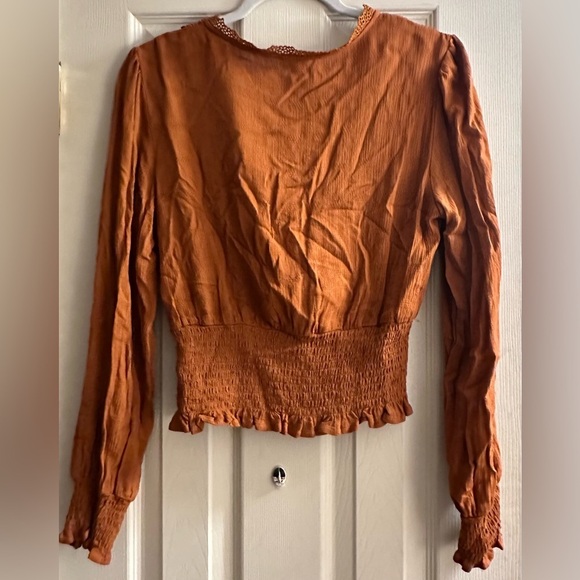 Brown Smocked v-neck - Picture 6 of 7